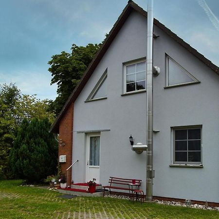 F-1109 Ferienwohnung Am Stadtrand Bergen Auf Rugen Extérieur photo